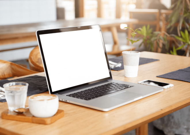 How to use Python on Mac for beginners in 2025