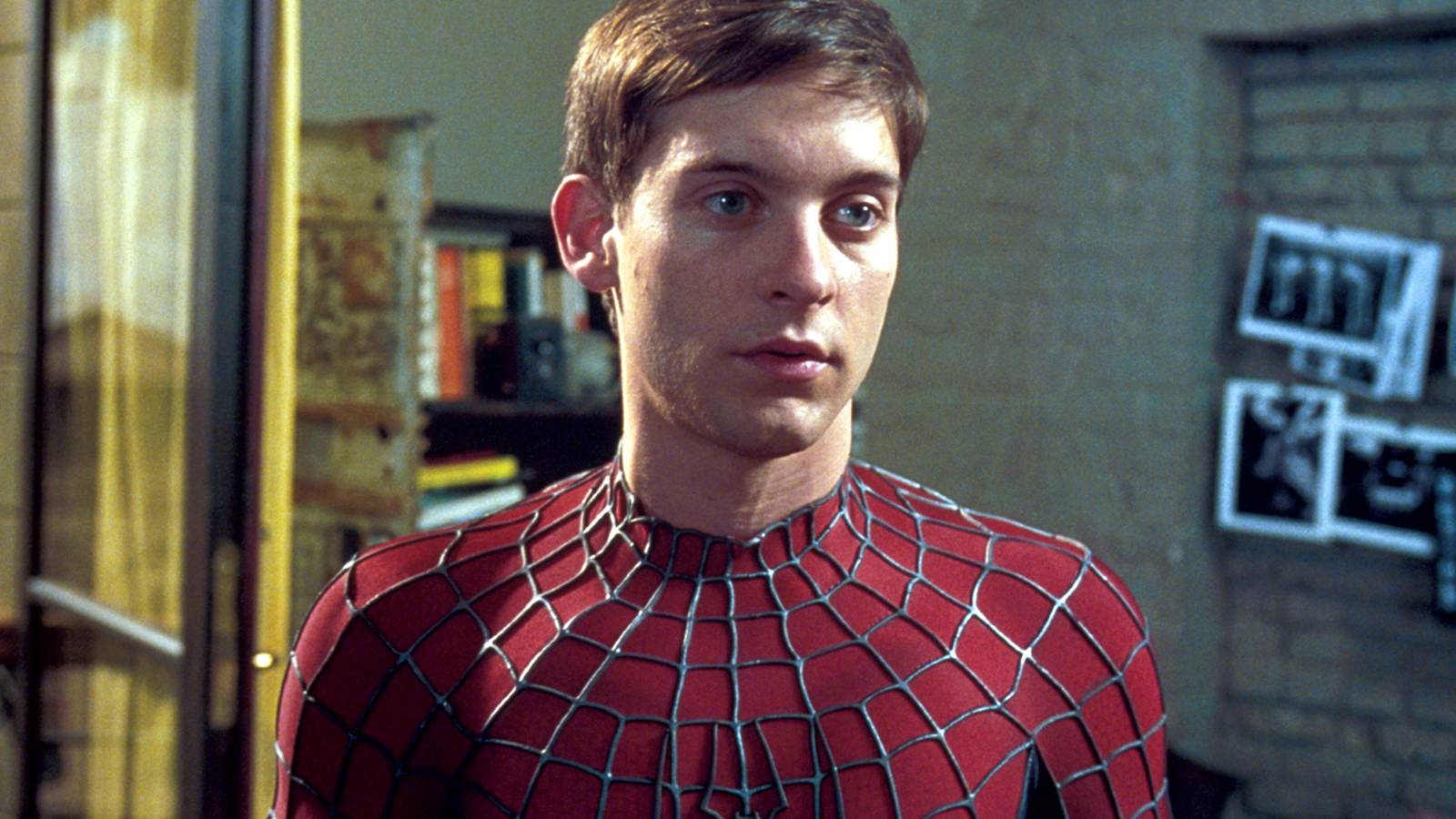 Spider-Noir secara resmi menghadirkan kembali bagian terbaik dari film Spider-Man karya Sam Raimi